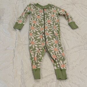 Hanna Andersson Green Floral Pajamas